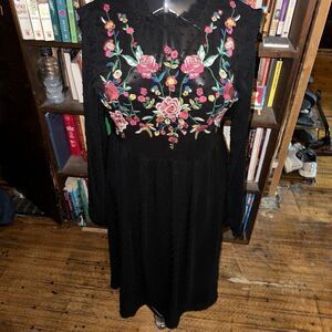 Braeve embroidered boho fit & flare M cottagecore mini dress